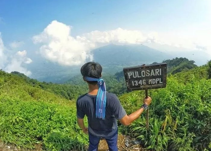 5 Fakta Menarik Wisata Terbaru 2024 Gunung Pulosari: Mulai dari Sejarah Sampai Keindahan Alamnya