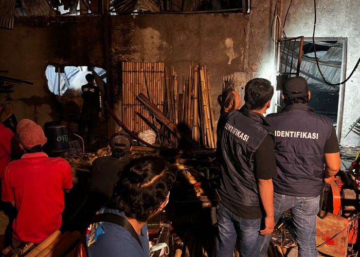 Kebakaran Pabrik Bambu di Wonokromo Bantul, Polisi Selidiki Dugaan Api dari Tungku Oven  