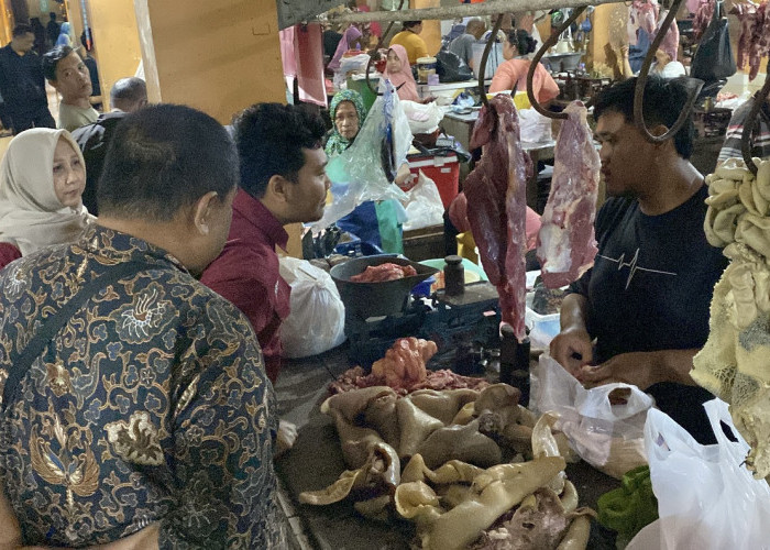 Pastikan Daging Sapi Bebas Gelonggongan, Dinas Pertanian Yogyakarta Sidak Pasar