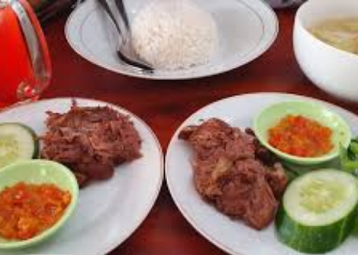 Eksplorasi 9 Destinasi Makan Paling Ikonik di Kawasan Malioboro Yogyakarta, Simak Referensi Selengkapnya