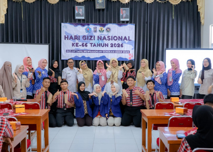 PERSAGI Cabang Brebes Blusukan 7 Sekolah Menengah Atas Gencarkan Edukasi Pentingnya Asupan Gizi Pelajar