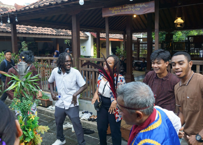 Mahasiswa Asing Ikut Bule Mengajar, Potensi Wisata Kotagede Makin Mendunia