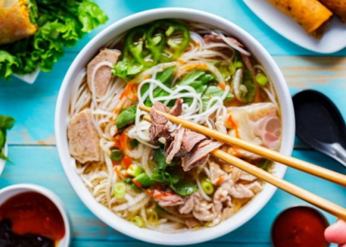 Berburu Semangkuk Rekomendasi Tempat Makan Pho Paling Legendaris di Ho Chi Minh City