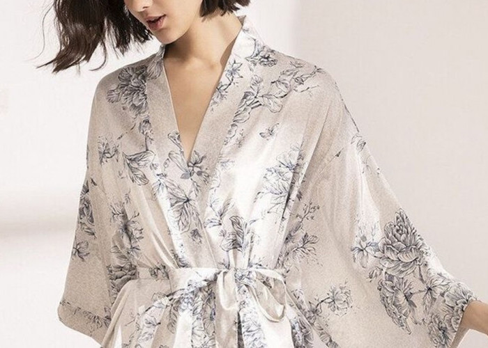 Pilihan Model Baju Tidur Kimono Wanita Modis dan Nyaman, Bikin Tidur Makin Nyenyak