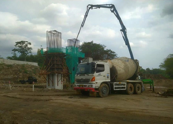 Progres Pembangunan Tol Jogja-Solo Terus Dikebut, Ruas Trihanggo-Junction Sleman Bersiap Stressing Girder