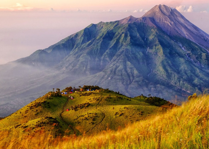 Pesona Jalur Pendakian Wisata Terbaru 2024 Gunung Merbabu, Suguhkan Pengalaman Menantang