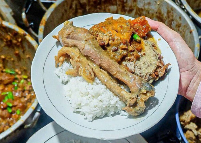 5 Rekomendasi Kuliner Lezat Jogja yang Buka sampai Dini Hari, Solusi Tepat Lapar Tengah Malam