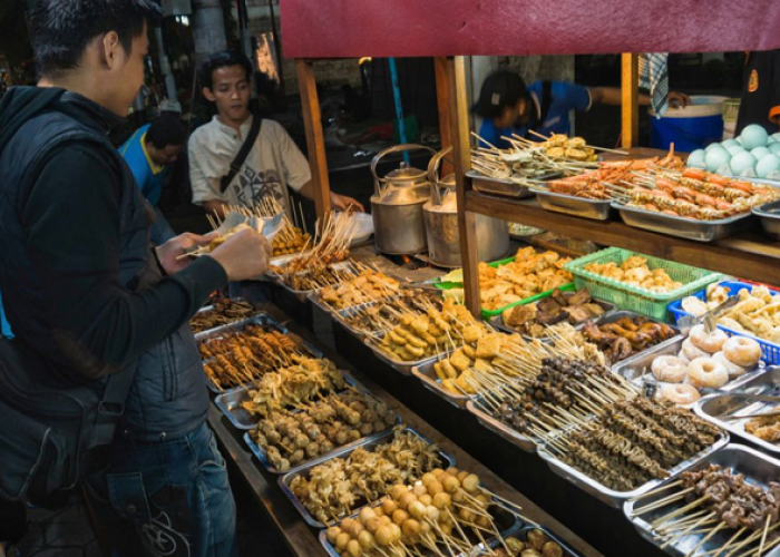 Angkringan Merupakan Jantung Sosial dan Kehangatan Malam Yogyakarta, Berikut Informasi Selengkapnya