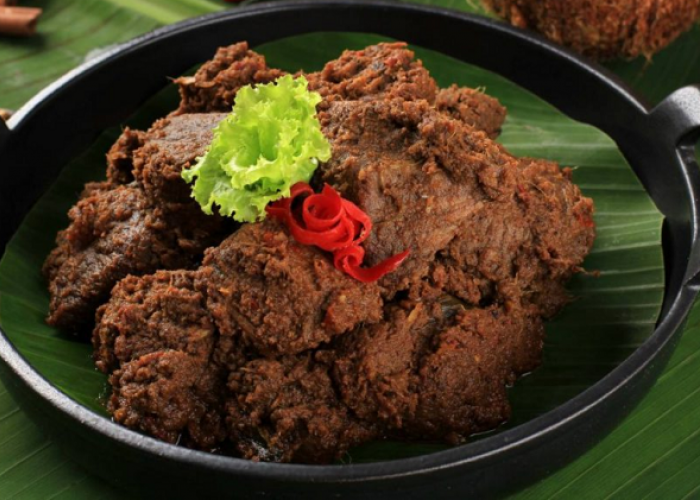 Daftar Sajian Legendaris Minangkabau dan Lokasi Santap Pilihan