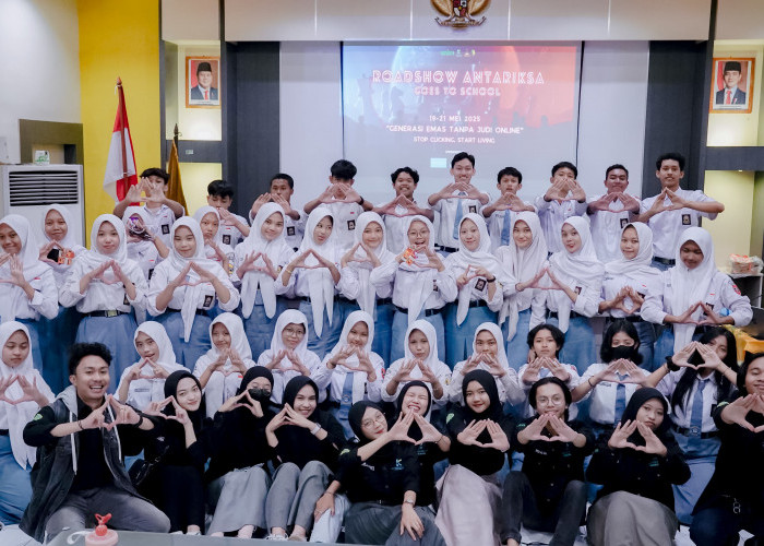  Mahasiswa Ilmu Komunikasi UNISA Ajak Pelajar se-DIY Lawan Judi Online Demi Generasi Emas