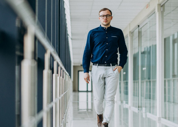 Smart Casual Fashion 2025: Eksplorasi Gaya Simpel nan Elagan, Simak 4 Elemen Penting Didalamnya