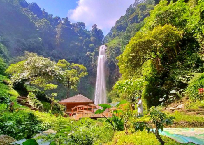 Destinasi Alam Terbuka Paling Asri untuk Healing dan Melepas Penat, Curug Terbaik di Bandung Barat