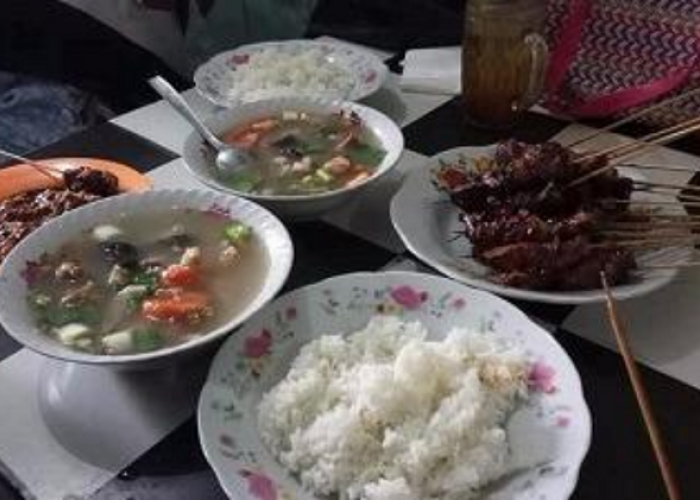 Kelezatan Viral Tersembunyi, Sop Kaki Kambing di Sudut Malam Kota Cirebon Cek Info Selengkapnya Berikut Ini