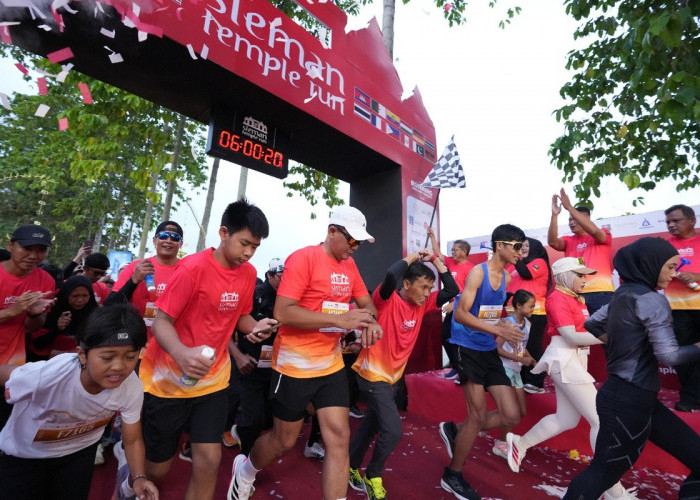 Sleman Temple Run 2025, Danang Maharsa Lepas Ribuan Pelari di Satu Dekade Ajang Sport Tourism Candi Banyunibo
