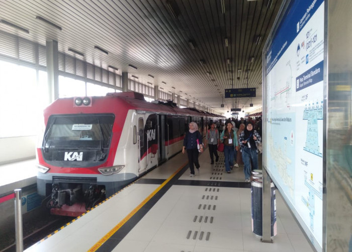 Puncak Penumpang KA Bandara YIA Diprediksi 21 Desember, Market Share Tembus 62 Persen
