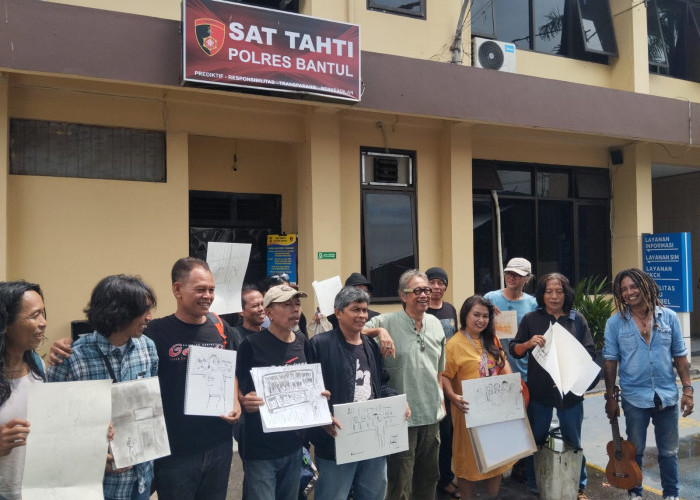  Seniman Datangi Polres Bantul, Bawa Makan Siang untuk Tahanan dan Lukis Empati Kemanusiaan