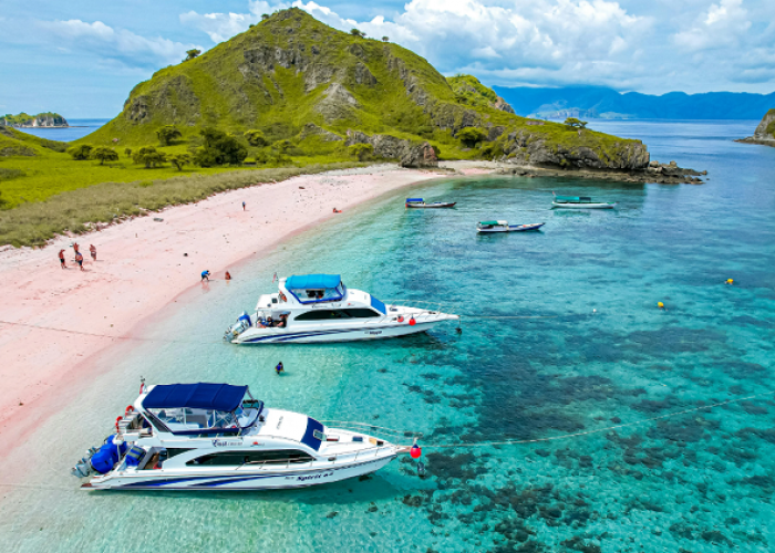 Daftar Destinasi Estetik Utama dan Pesona Alam Pulau Flores, Simak Informasi Lengkapnya Berikut