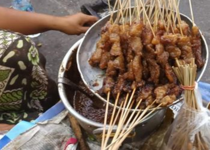 Nikmati Kelezatan Sate Kere Beringharjo yang Murah dan Legendaris, Kuliner Tempo Dulu 
