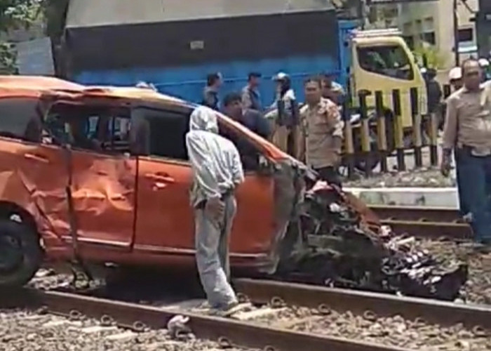 KA 161 Bangunkarta Hantam Mobil dan Motor di Brambanan–Maguwo, Penyebab Masih Diselidiki