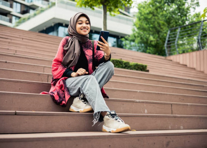 7 Tips OOTD Hijab untuk Wanita Bertubuh Mungil, Tampak Jenjang dengan Tampilan Ideal