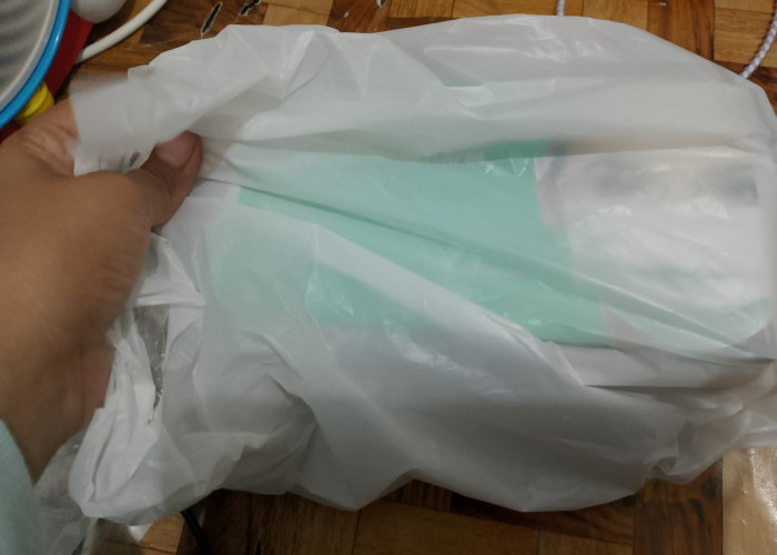 Harga Plastik Meledak, Warga Bantul Dipaksa Ubah Cara Belanja