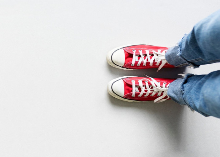 5 Rekomendasi Sepatu Sneakers Converse dengan Desain Kece Cocok untuk Kamu Koleksi