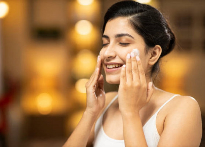 Kulitmu Kusam? Simak Cara Memutihkan Kulit Wajah dengan Skincare Rutin: Dijamin Hasilnya Glowing Maksimal