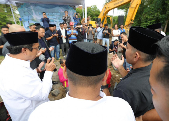 “Surat Cinta” untuk Istri, Muhammad Suryo Bangun Masjid di Pinggir Jalan Nasional