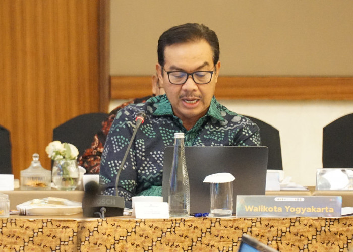 Kios Segoro Amarto Diperluas ke Kelurahan, Hasto Siapkan Anggaran 2026 untuk Kendalikan Inflasi