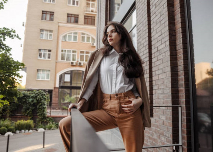 8 Gaya Outfit Old Money Wanita, Inspirasi Tampil dengan Kesan Elegan dan Berkelas