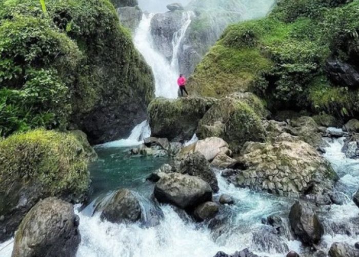 Surga Tersembunyi Curug Terbaik di Jawa Barat yang Wajib Dikunjungi untuk Melepas Penat