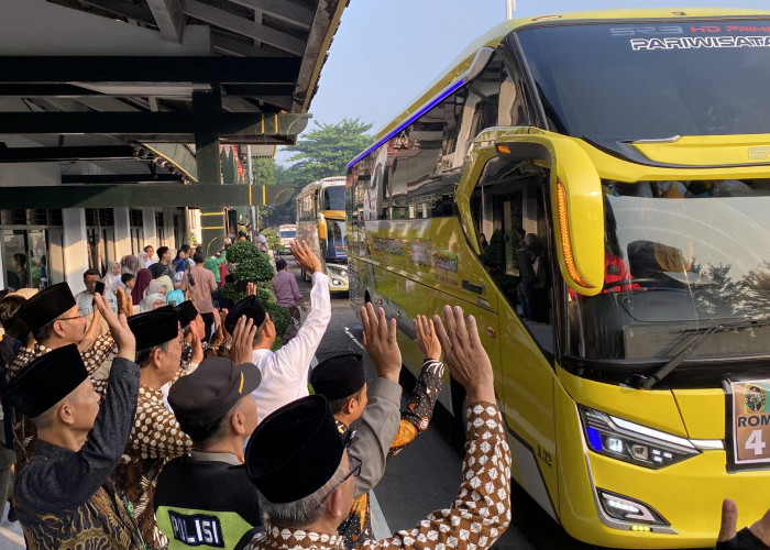 Kloter 26 Jadi Pemberangkatan Terakhir, 144 Jamaah Haji Kota Jogja Berangkat ke YIA