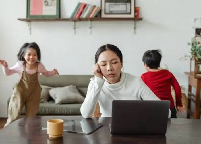 Gelap Sunyi di Balik Senyum Ibu, Tekanan Ekonomi dan Peran Ganda Picu Bunuh Diri Perempuan