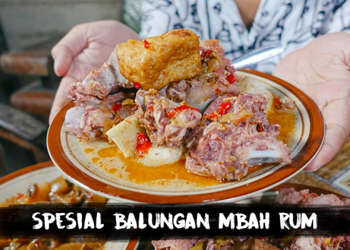Jejak Rasa Lontong Balungan Mbah Rum yang Melegenda di Desa Keropak