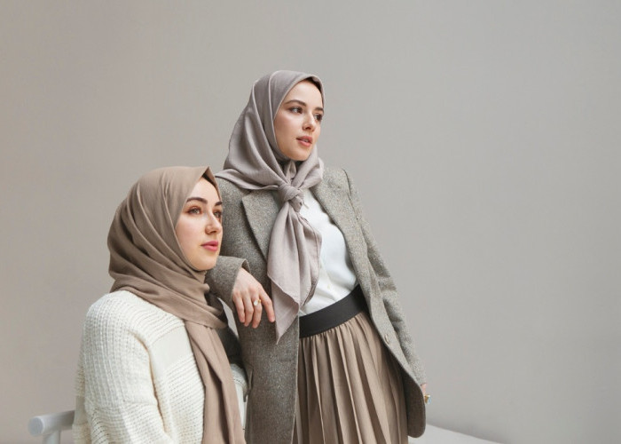 7 Ide Monokrom Outfit untuk Para Hijabers yang Trendi untuk Lengkapi Tampilanmu, Simak Daftarnya Disini