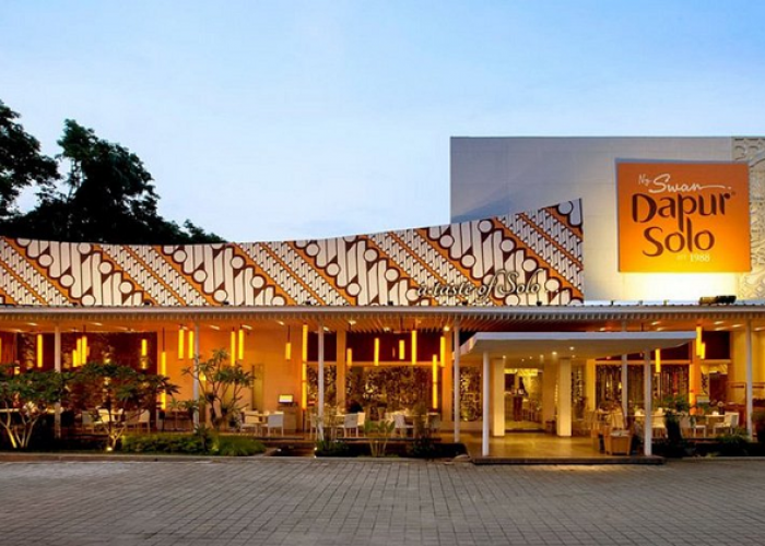 Wisata Kuliner Bandung Ini Tempat Makan Siang Paling Hits untuk Segala Selera