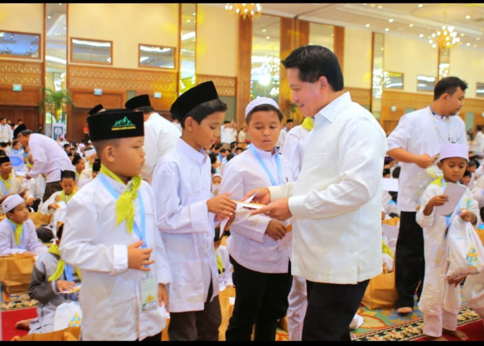 BSI Bagi THR ke 2.222 Anak Yatim, Bentuk Kepedulian di Bulan Ramadan dan Peringati Nuzulul Quran