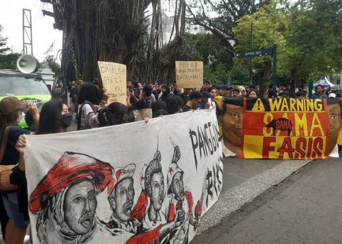 Ratusan Massa Demo di Jalan Malioboro, Menyerukan Penolakan PPN 12 Persen