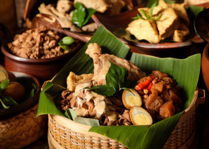 9 Deretan Kota Destinasi Kuliner Terbaik Indonesia yang Menarik Dikunjungi, Cek Disini