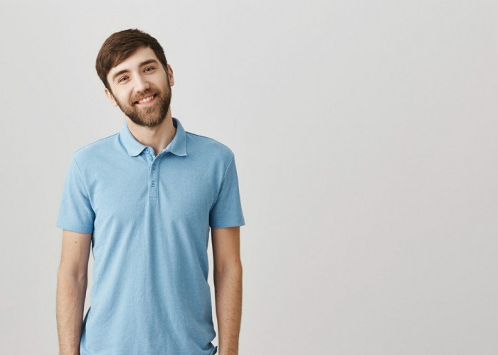 Ciptakan Tampilan Smart Casual Berkelas, Inilah 4 Pilihan Kemeja Polo Pria yang Nyaman Dipakai