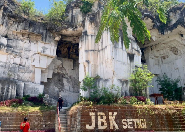 Menjelajahi Pesona Wisata Gresik Destinasi Keluarga di Masa Libur Lebaran