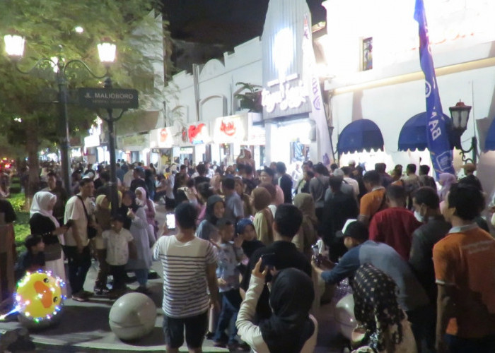 Ribuan Orang Padati Malioboro saat Libur Natal, 7 Wisatawan Terpisah dari Rombongan