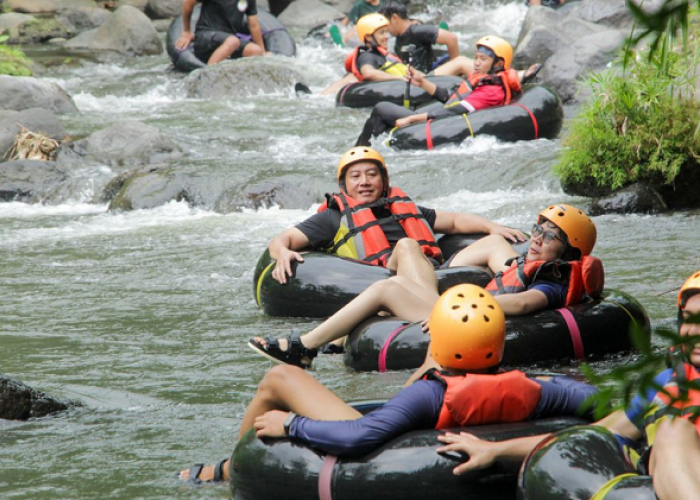 Serunya River Tubing di New Rivermoon Klaten untuk Liburan Bareng Keluarga