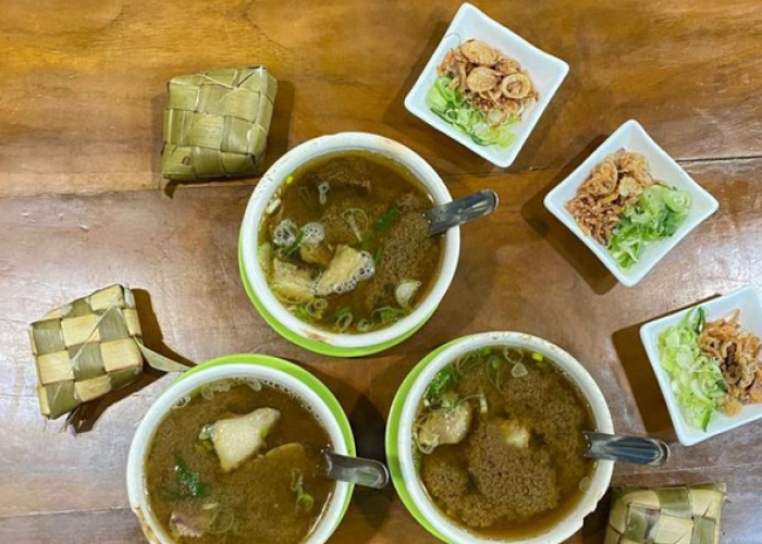 Rekomendasi Kuliner Makassar Terpopuler Dari Coto Gagak hingga Sop Konro Karebosi 