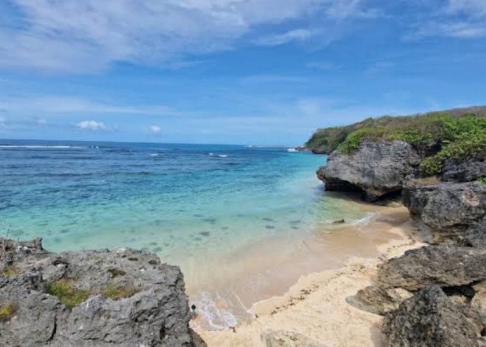 Wisata Terbaru 2024 Pantai Pura Geger Bali: Tenang dan Memukau, Cek Disini