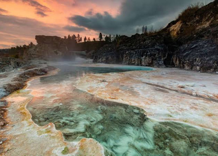 Jelajahi Wisata Terbaru 2024 di Tapanuli Utara, 9 Spot Liburan Dengan View Eksotik yang Wajib Kamu Cobain 