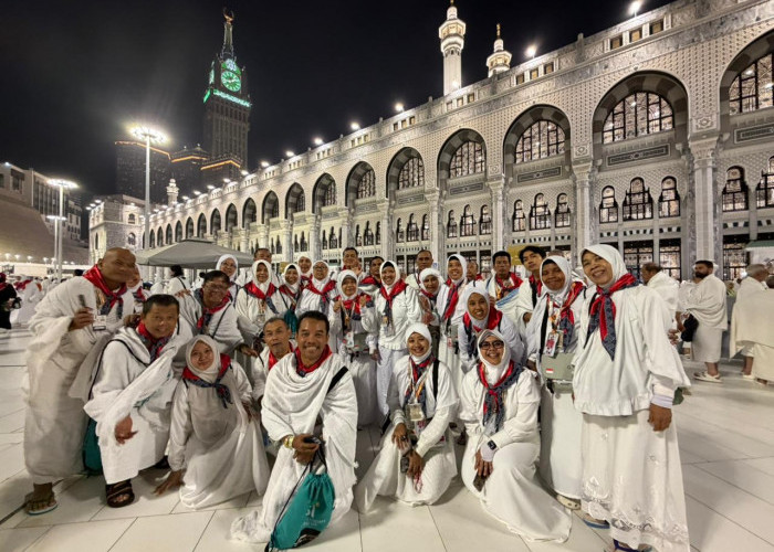 Kloter 8 Embarkasi YIA Tuntaskan Umrah Wajib di Mekkah, 357 Jamaah Aisyiyah Jalani Ibadah Khusyuk