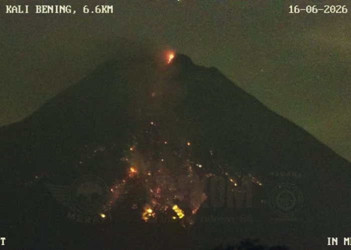 Suplai Magma Masih Berlangsung, Merapi Keluarkan Tiga Awan Panas Guguran Sehari