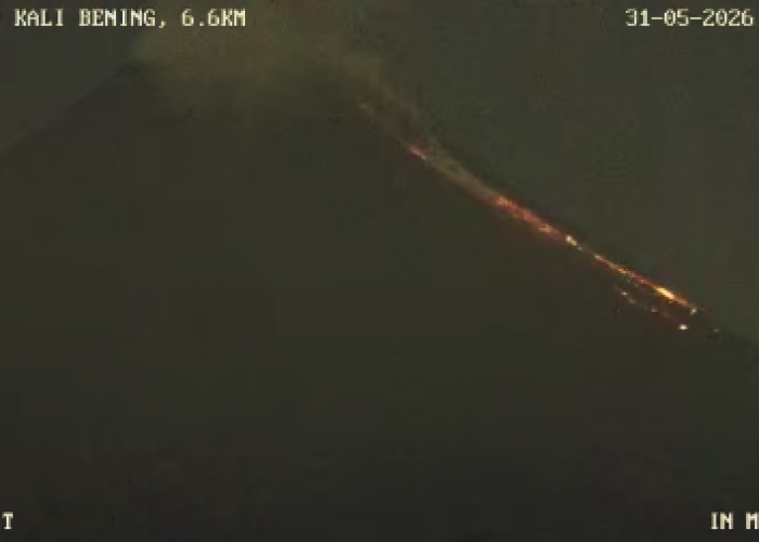  Awan Panas Guguran Meluncur 1 Kilometer dari Puncak Merapi Minggu Malam, Status Masih Siaga 