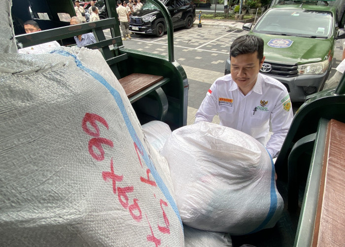 Solidaritas Jogja, 25 Koli Bantuan Dikirim untuk Warga Terdampak Bencana di Sumatra
